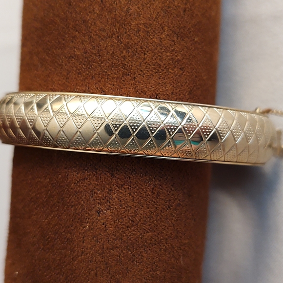 Vintage Silver Plated Hinged Bangle Bracelet - Picture 5 of 9